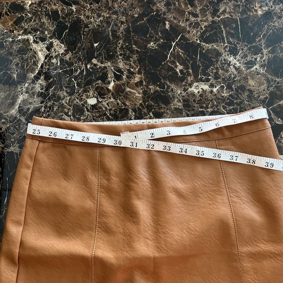 Shine Star Women  Vegan Leather Mini Front Slit Skirt Brown Tan Size Medium - Picture 13 of 14
